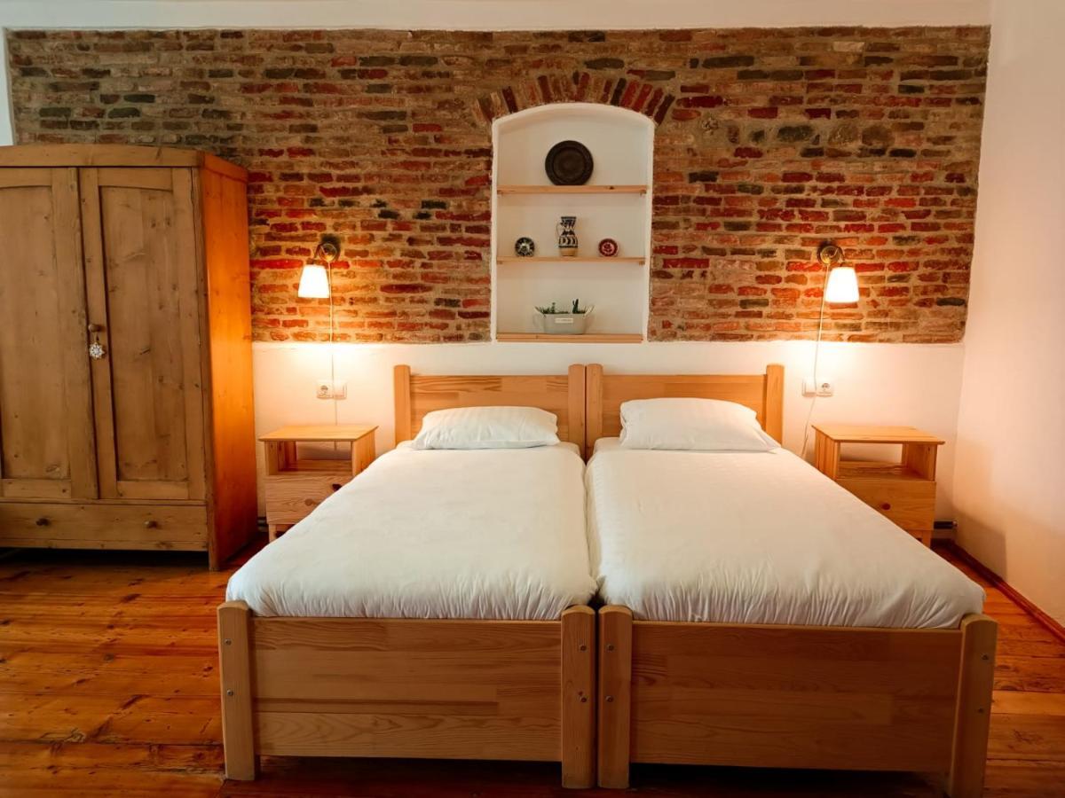 Heltau Apartments Cisnădie 外观 照片